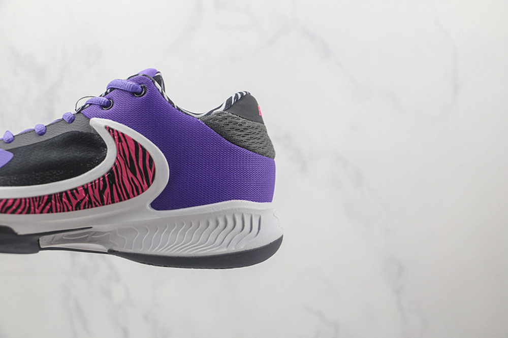 Nike Zoom Freak 4 "Action Grape"