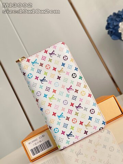 Louis Vuitton Zippy Wallet