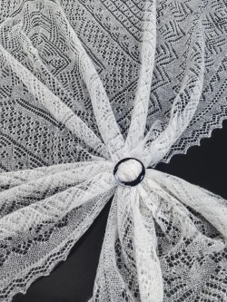 Оренбургский пуховый платок-паутинка А140-02 экрю