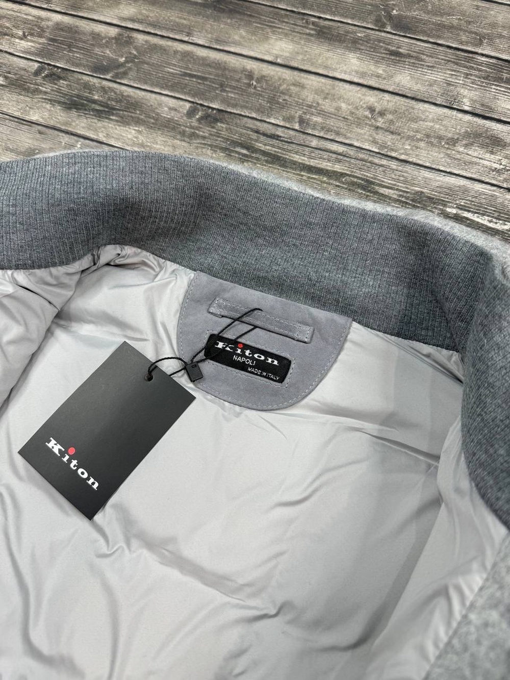 Пуховый жилет Kiton