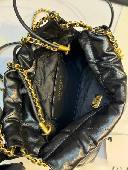 Сумка Chanel 22 mini черный