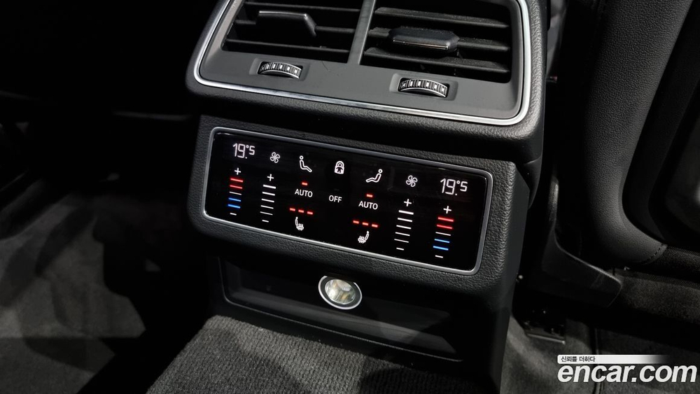 Audi A6 (C8) 40 TDI Premium (03.2020)
