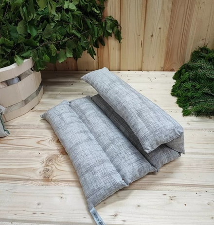 Коврик-валик из березовой стружки с хвоей пихты