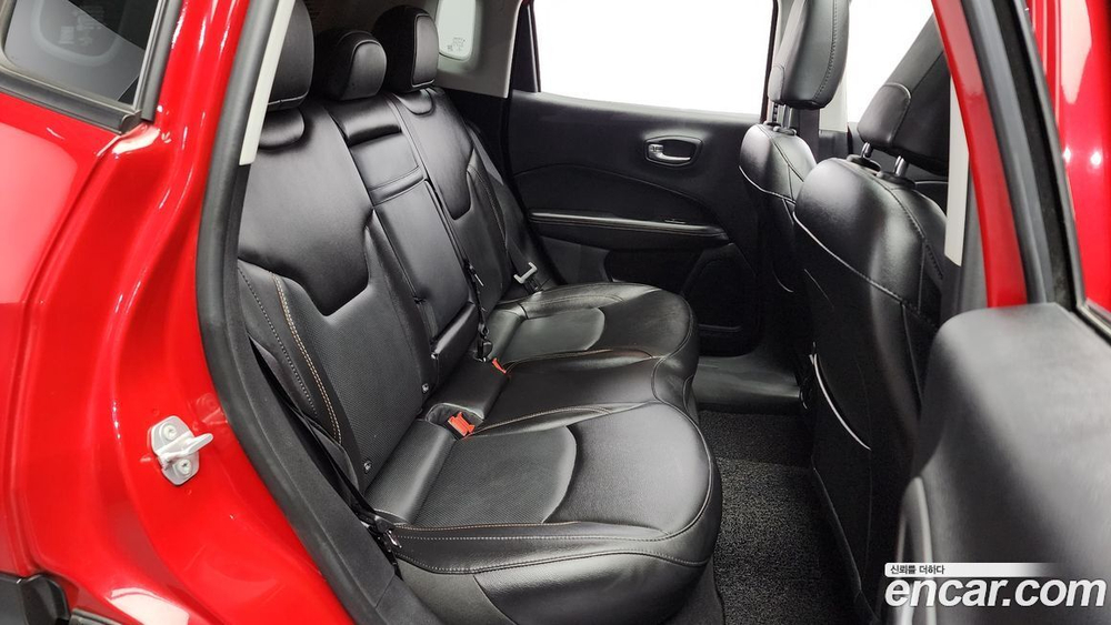 Jeep Compass 2 Generation 2.4 론지튜드 AWD (10.2019)