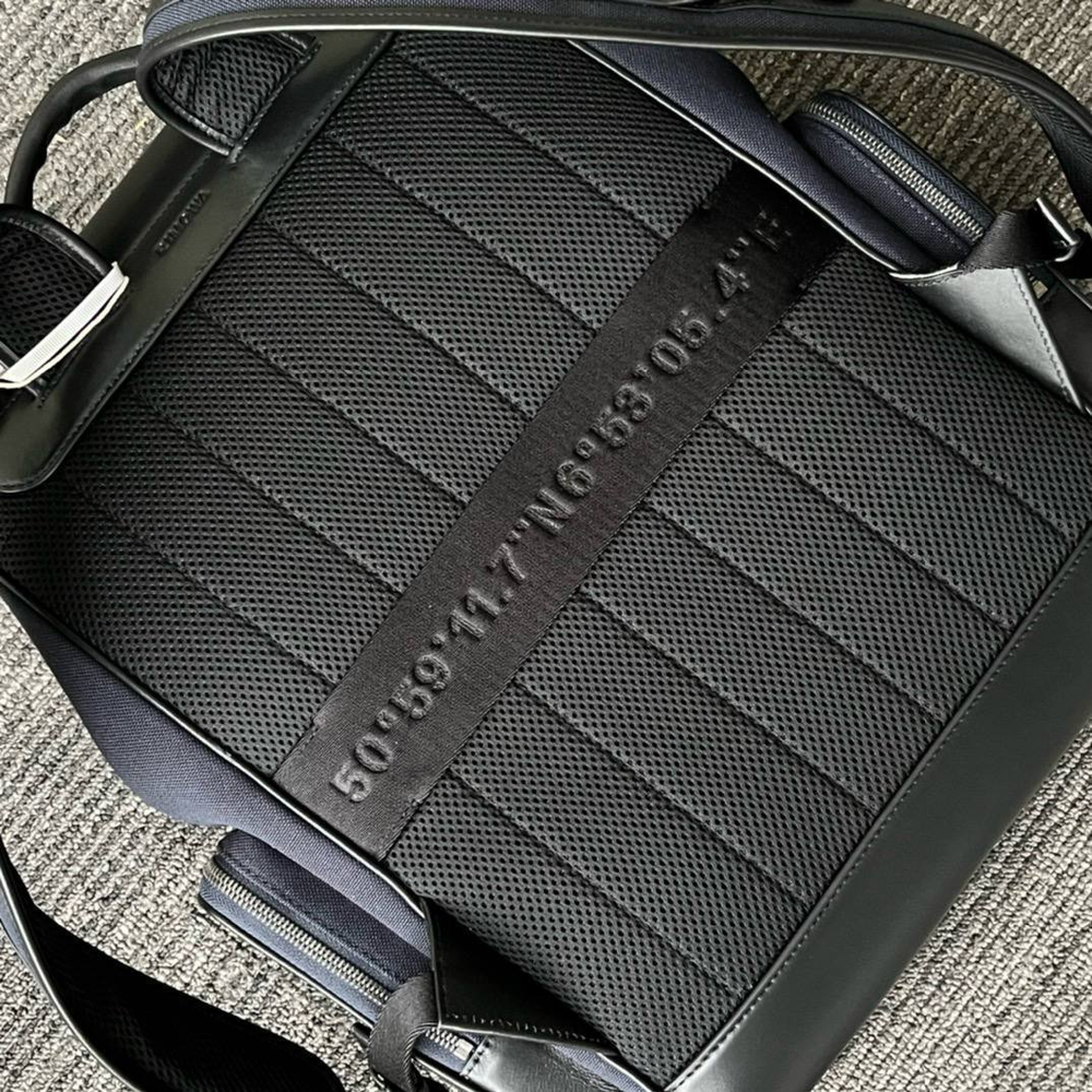 Рюкзак Rimowa