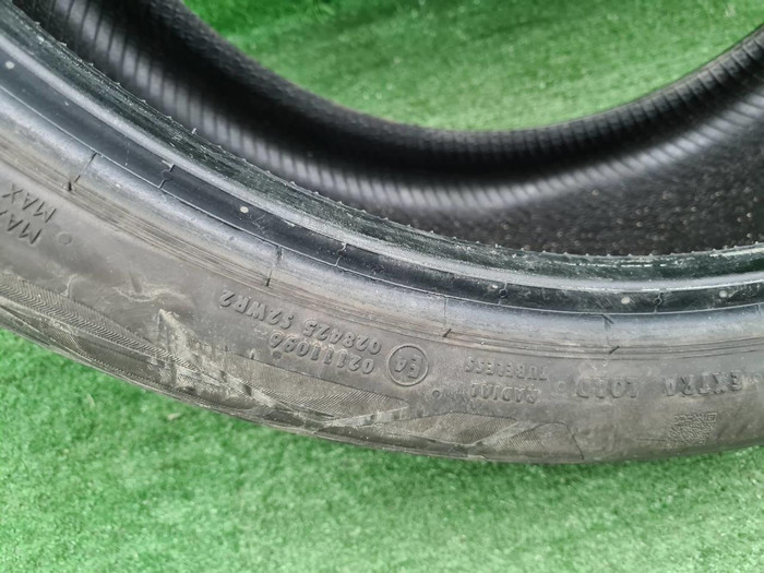 Шина 275/35 R22 Continental EcoContact 6