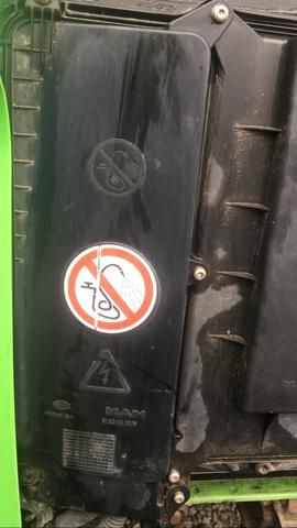 Крышка блока предохранителей МАН б.у. 81624100077