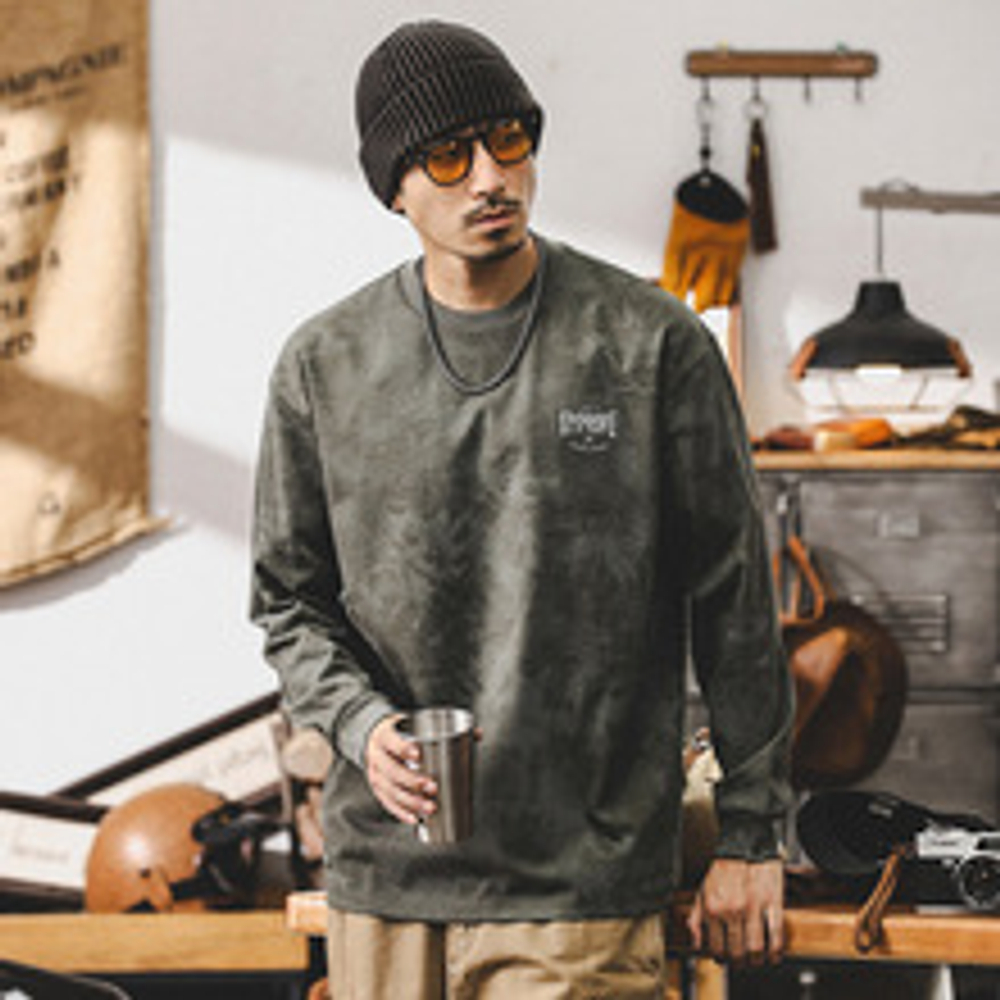 Футболка американского стиля с удлинёнными рукавами, выполнена в технике "варёного" окраса с принтом «IMPROVE»