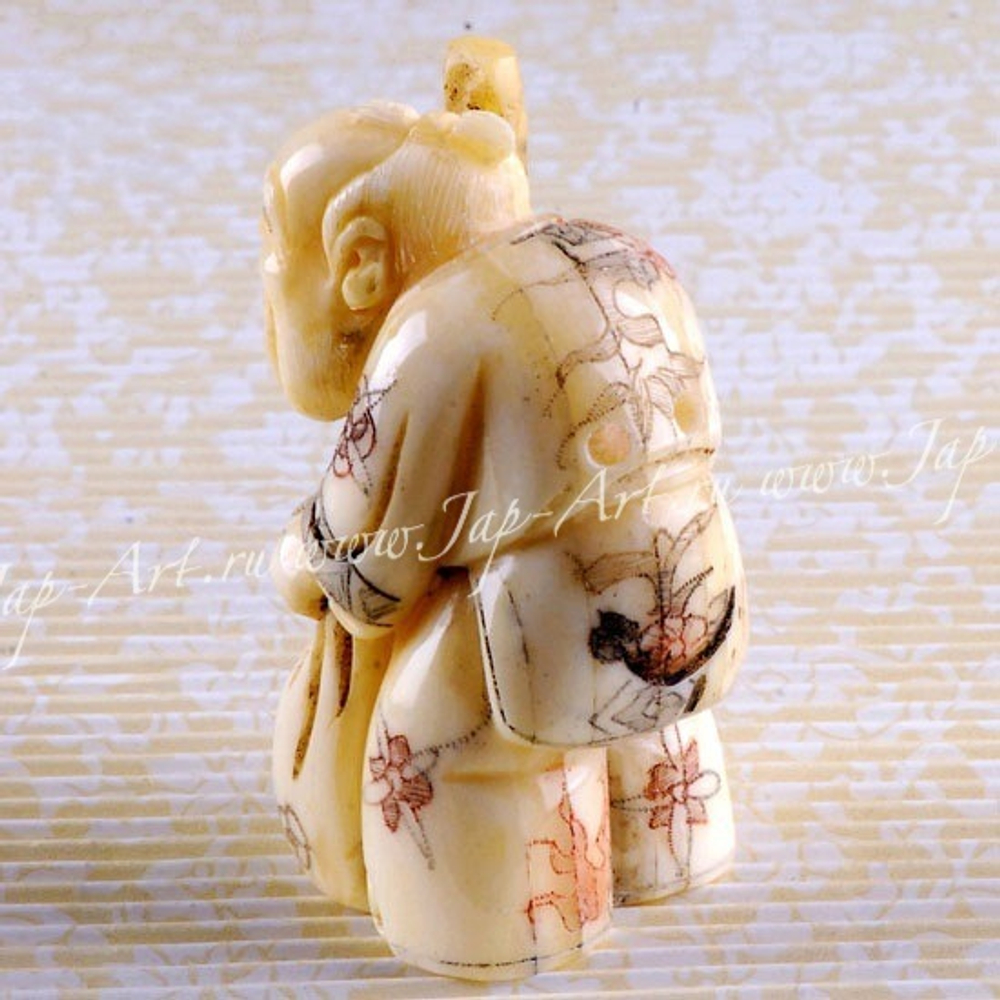 Нэцкэ Старец с мешком и посохом