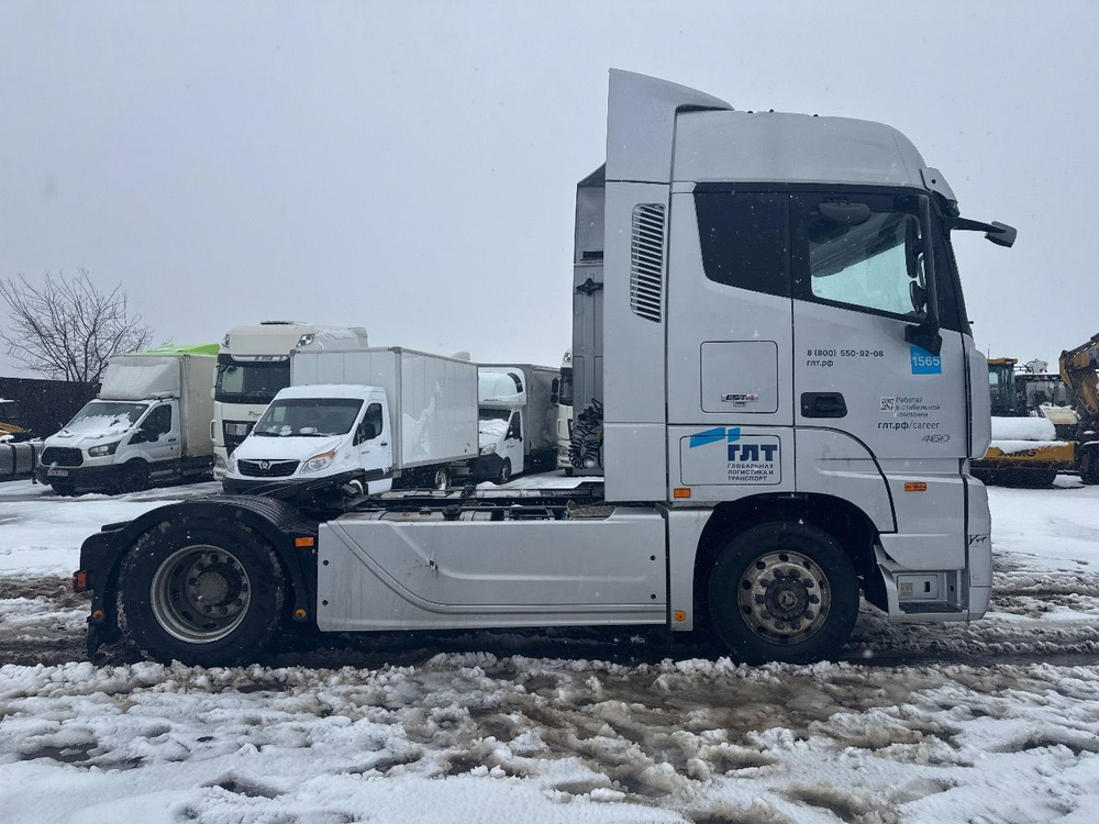 Foton AUMAN 4x2 Седельный тягач BJ4189SLFKA (Дизельный, 11,8 л, 470 л.с. АТ)