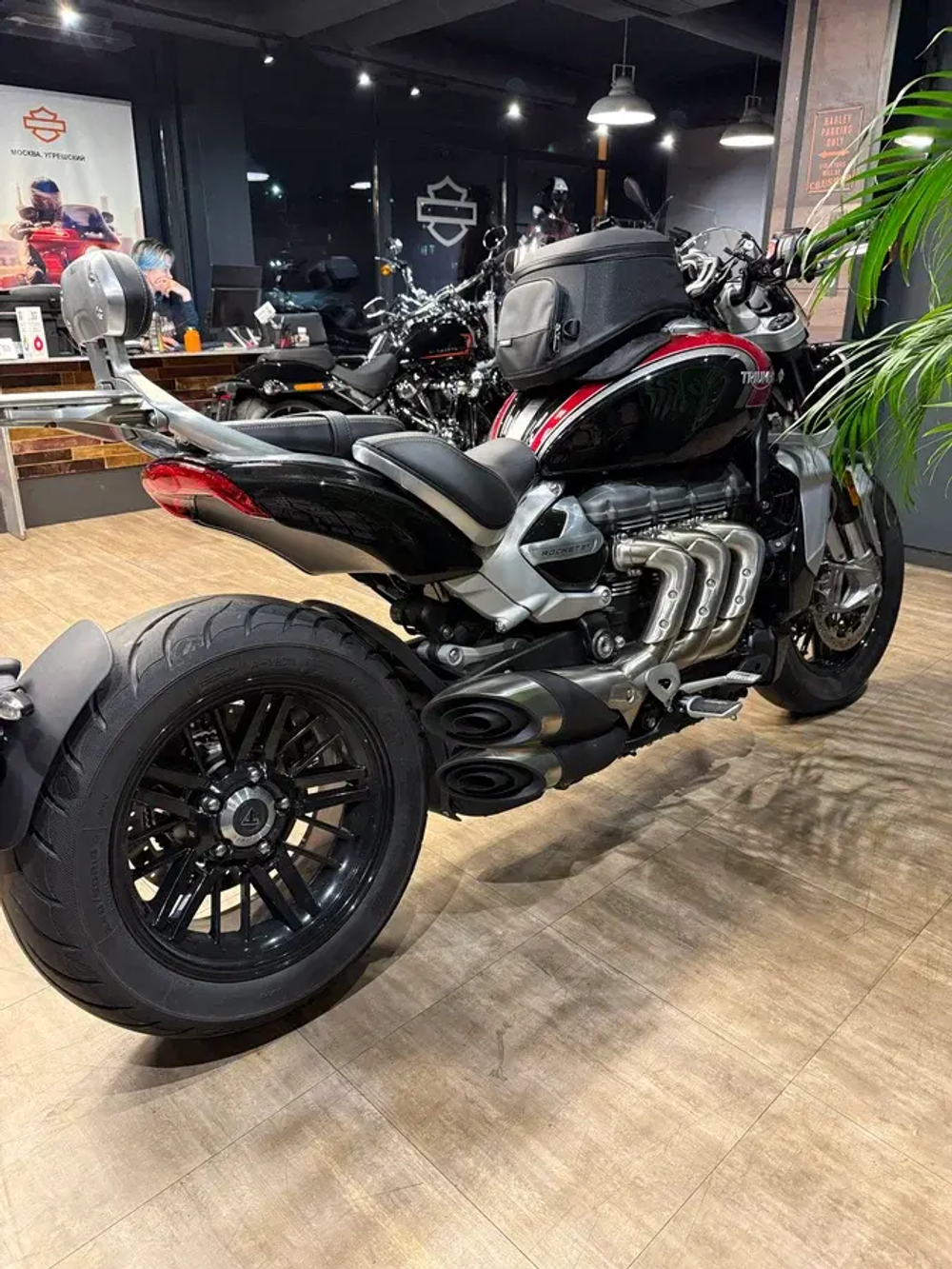Triumph Rocket 3, 2024