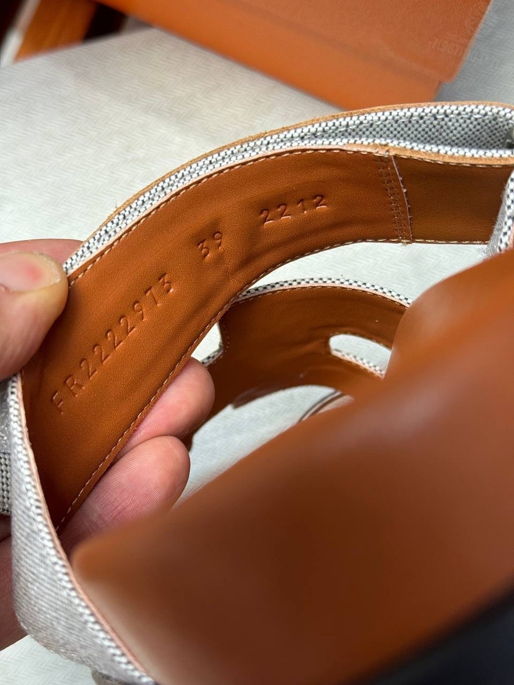 Шлепанцы Hermes