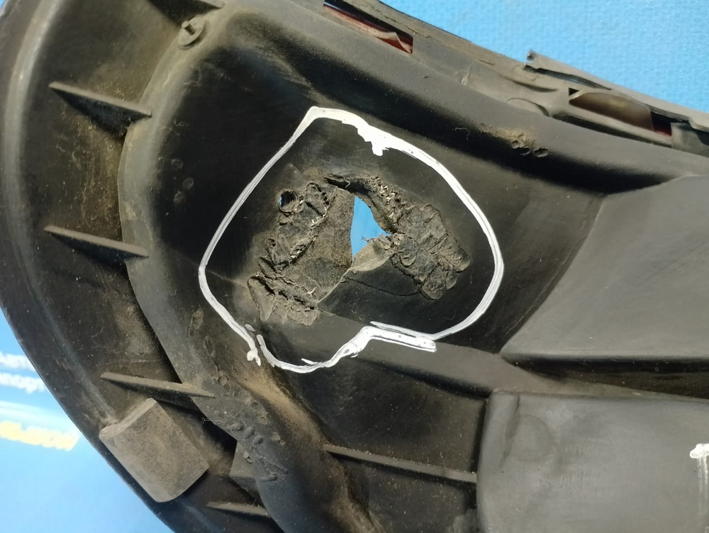 Стоп левый TOYOTA CARINA 1993