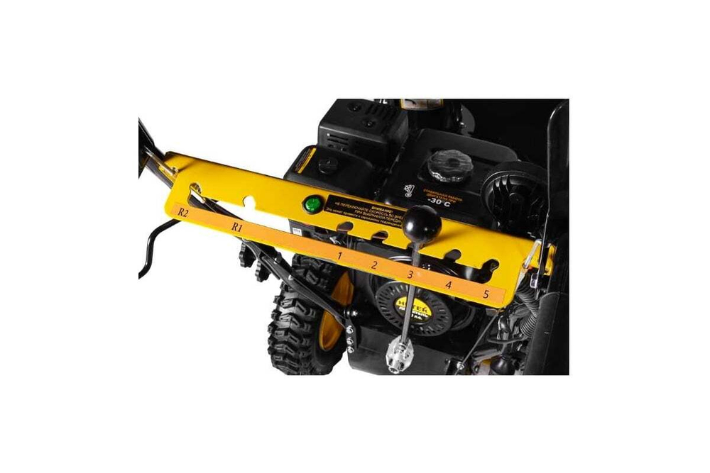 Снегоуборщик Huter SGC 4800E 70/7/16