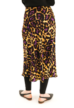 Юбка по косой animal print