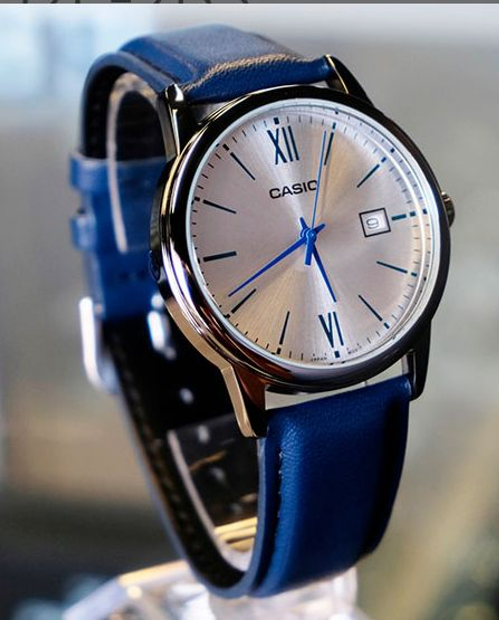 Мужские наручные часы Casio MTP-V002L-2B3