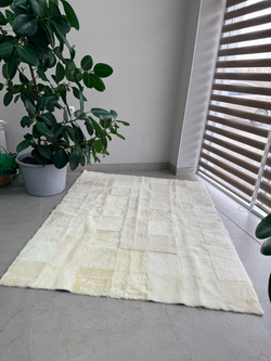 Ковер прямоугольный натуральный мех овчина, 200 х 180 см.