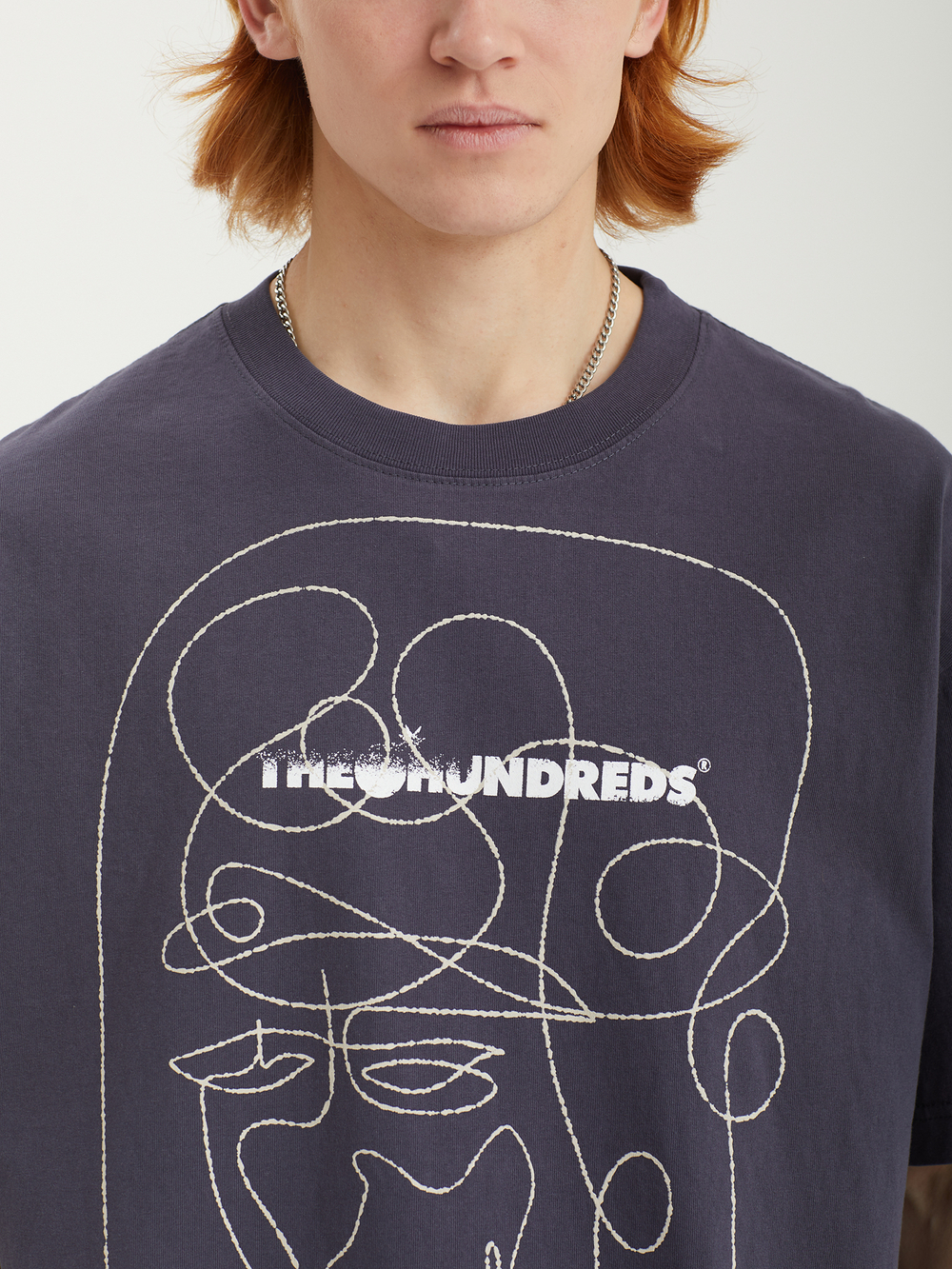 Мужская Футболка Live In Chaos