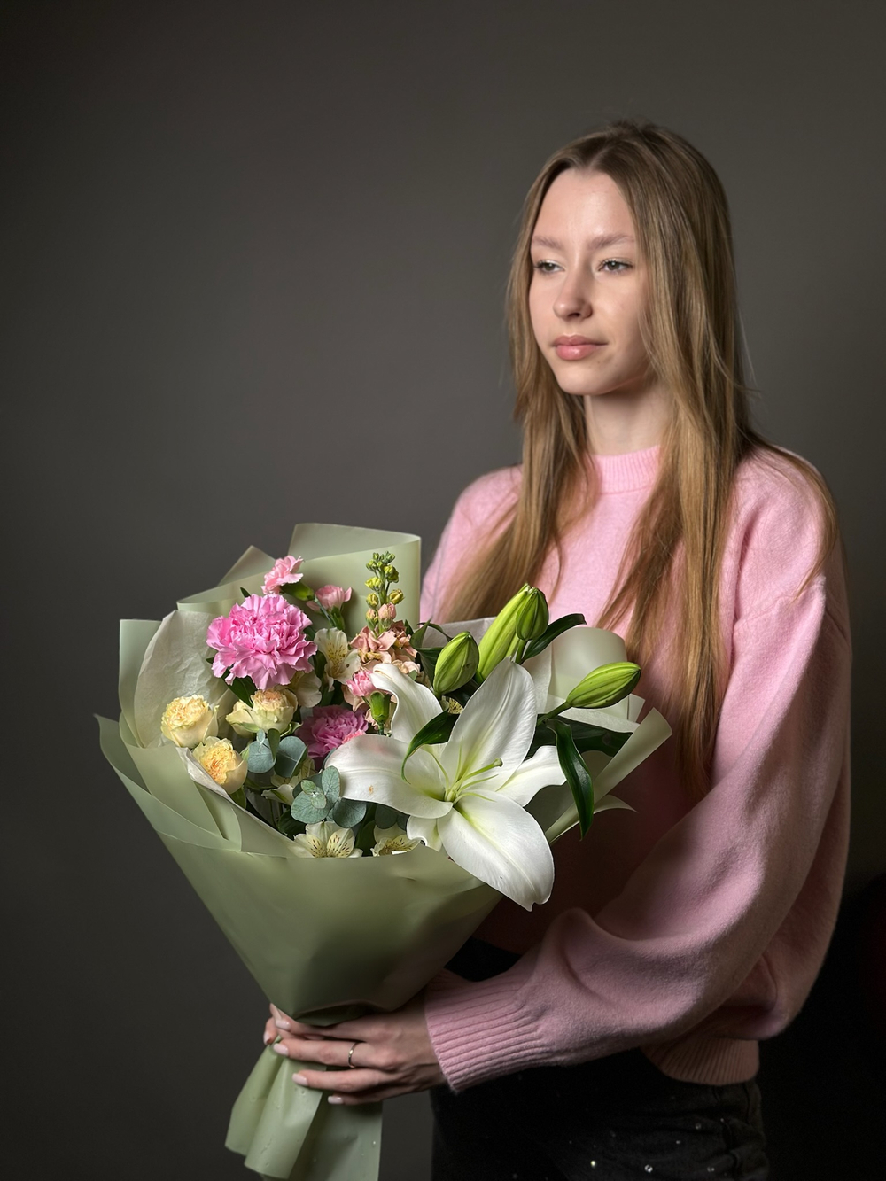 Сборный букет «Весенний вернисаж»