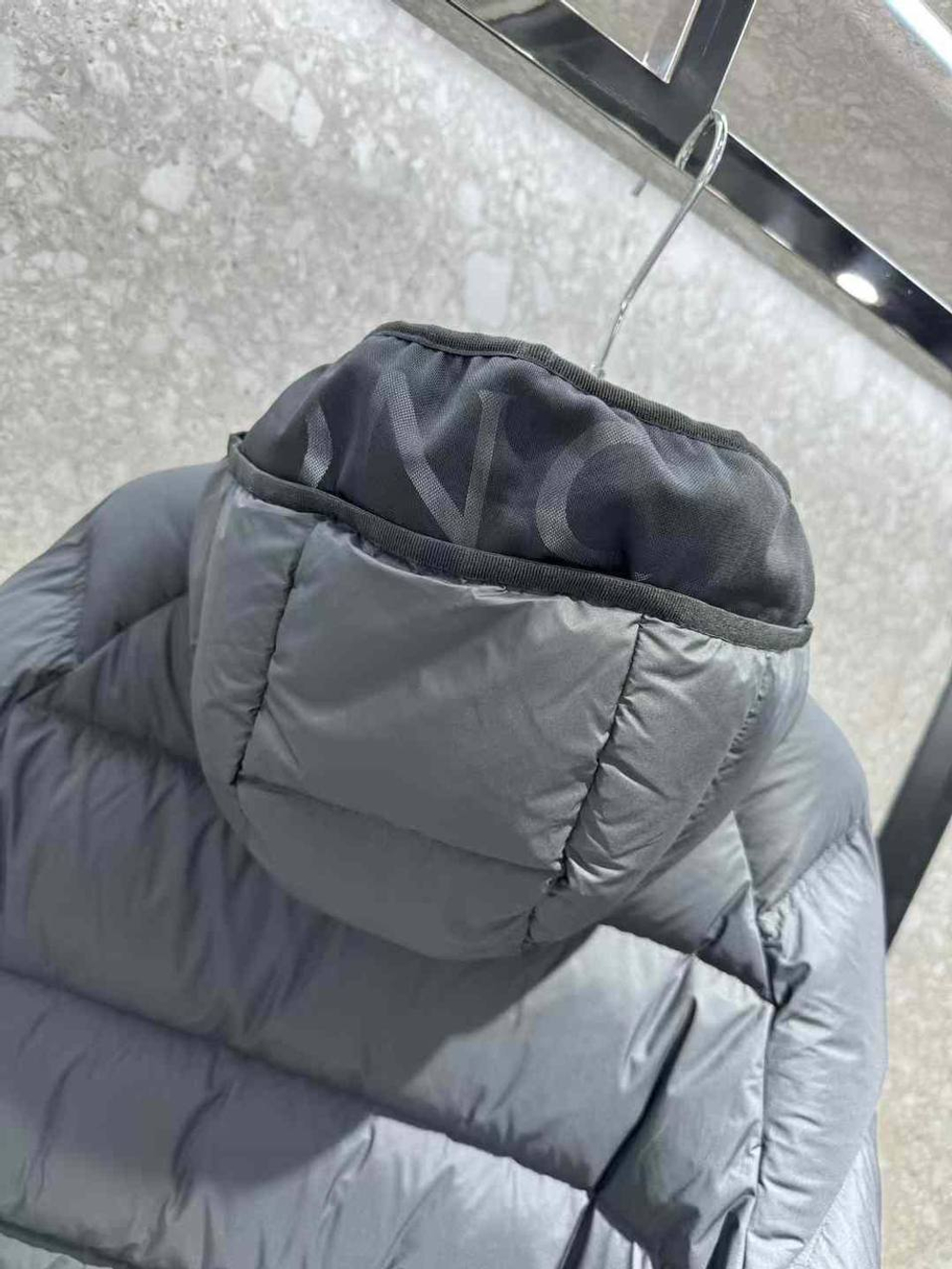 Пуховик Moncler