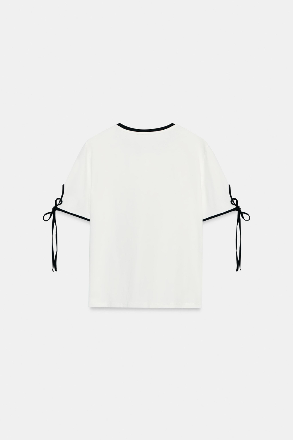 ZARA ФУТБОЛКА С БАНТАМИ И КОНТРАСТНОЙ ОТДЕЛКОЙ, БЕЛЫЙ