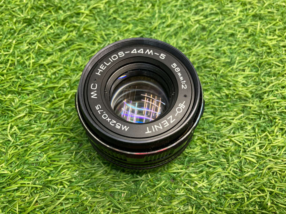 MC Helios-44M-5