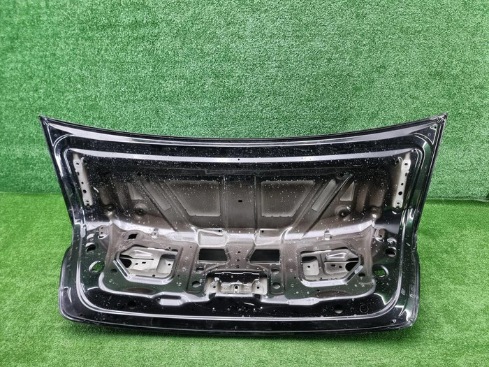 Крышка багажника BMW 7er G11 (2015-2022)