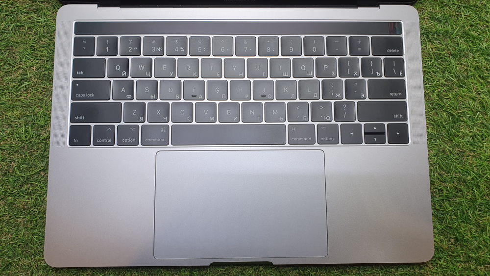 MacBook Pro 13 2017 A1706 i7/16Gb/SSD 1Tb/Retina