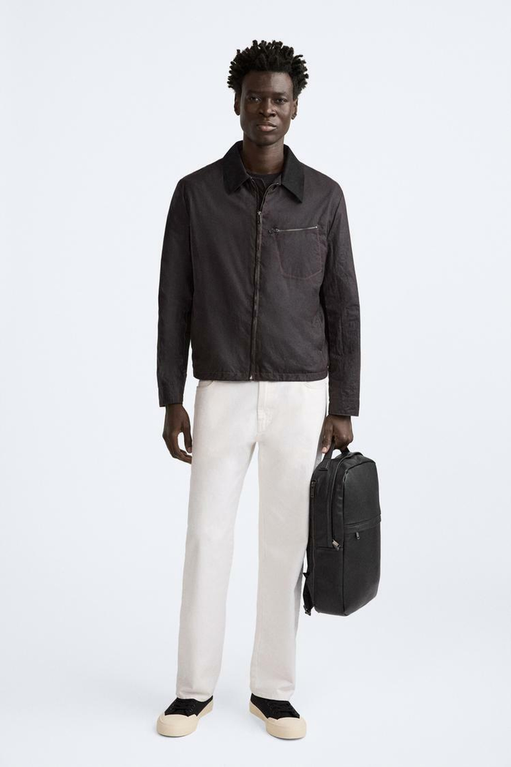 ZARA РЮКЗАК С КАРМАНАМИ И ТИСНЕНИЕМ, ЧЕРНЫЙ