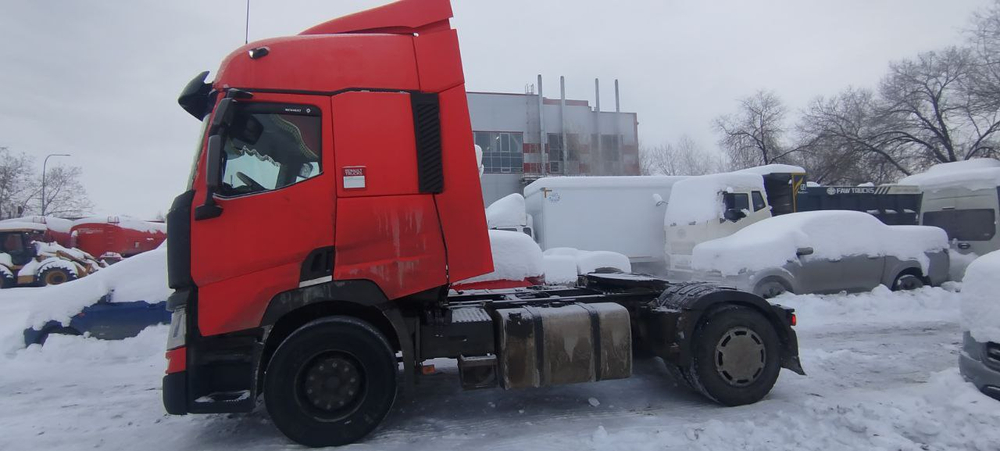 Renault T 4x2 Седельный тягач T 4x2 (Дизельный, 12,8 л, 449 л.с., АТ)