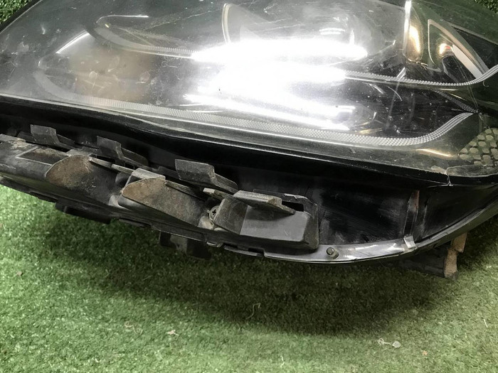 Фара левая Kia K900 KH (2018-2022) LED