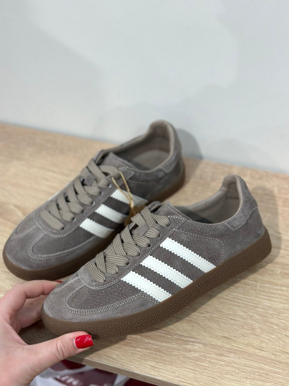 Кеды из натуральной замши