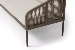 "Канны" диван 3-местный плетеный из роупа, каркас алюминий коричневый (RAL8016) муар, роуп коричневый круглый, ткань бежевая 035