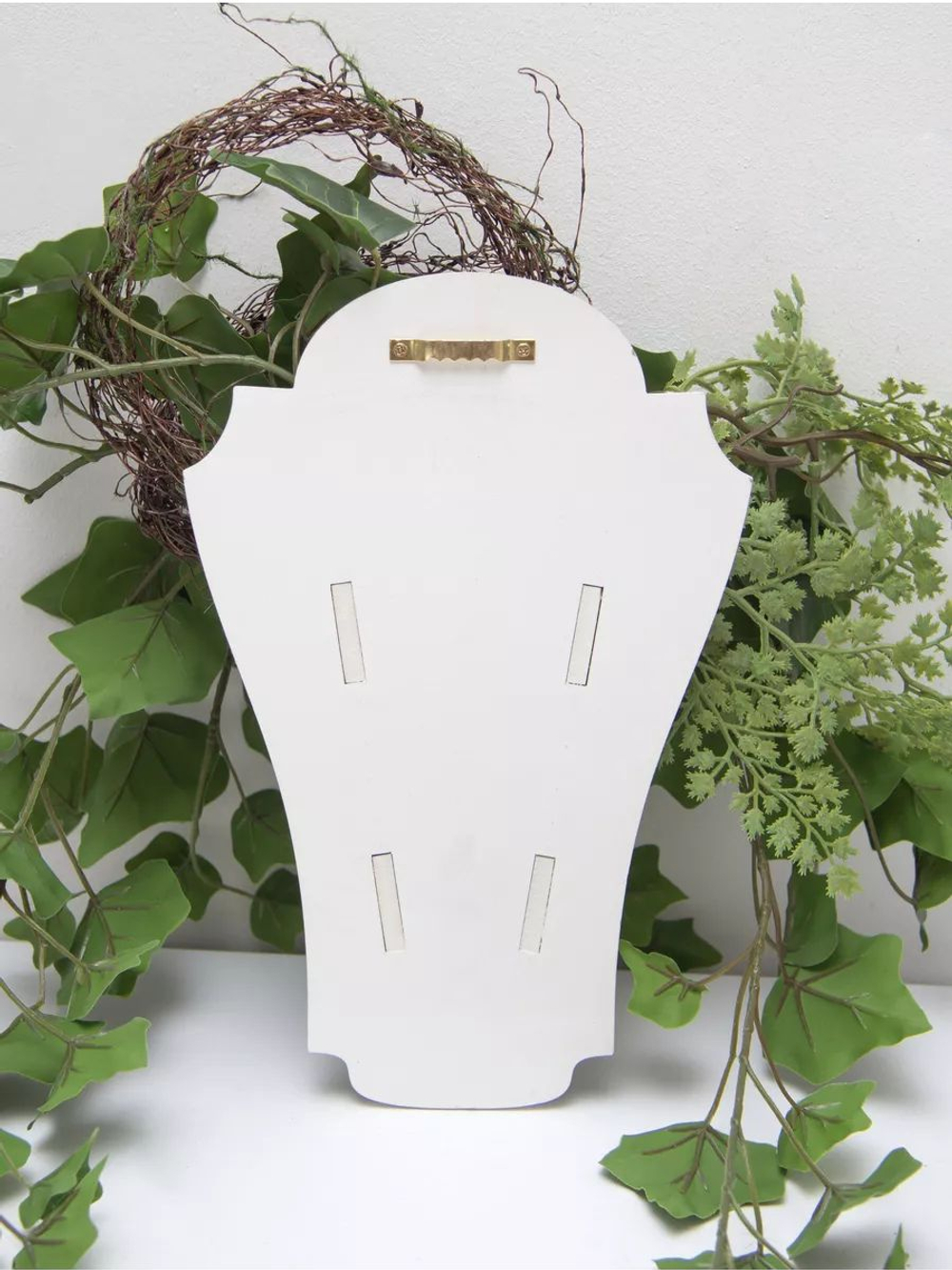 Настенная композиция в кашпо "Плющ"