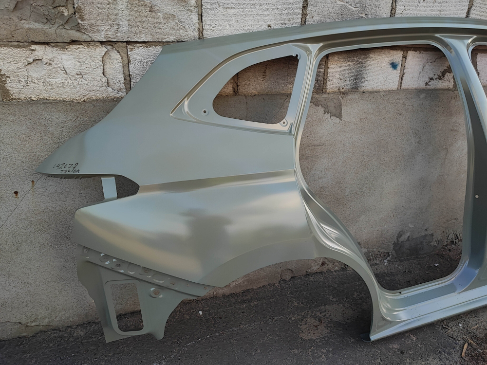 Боковина правая Haval Jolion 21-24 Новая Оригинал 5401102XST01A