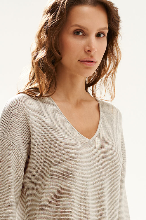 23573 Пуловер женский (бежевый)