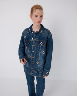 Джинсовая куртка с камнями