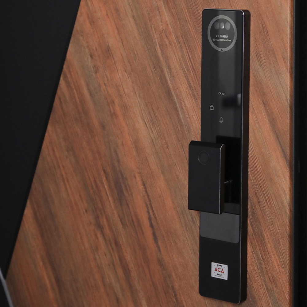 Стальная дверь "Plata" с зеркалом