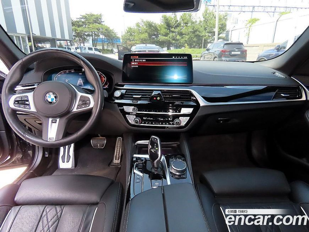 BMW 5 Series (G30) 523d xDrive M Sports (04.2021)