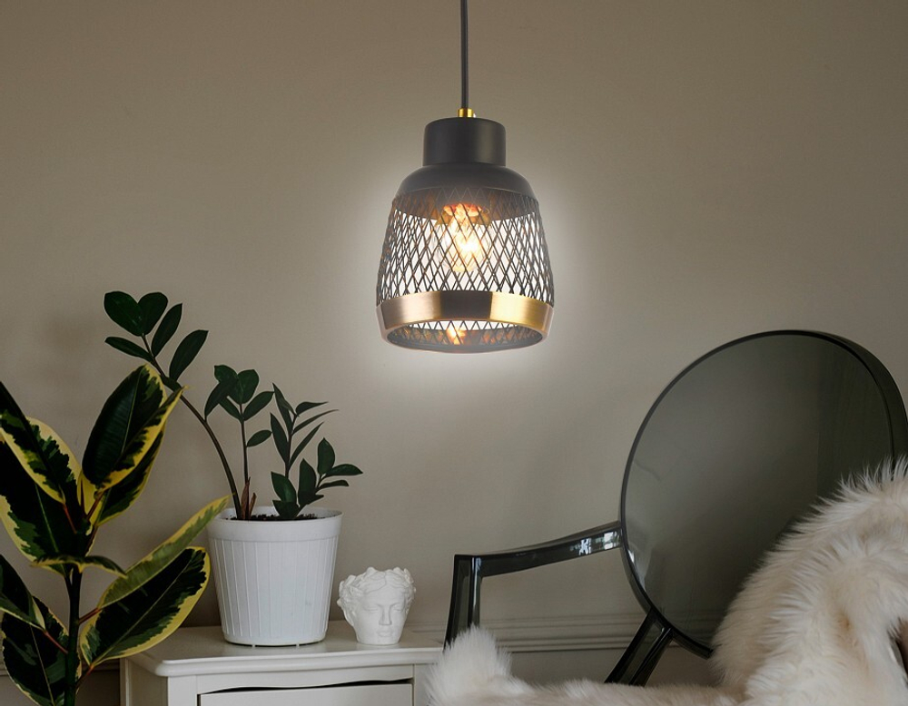 Подвесной светильник Ambrella Light TR TR8005