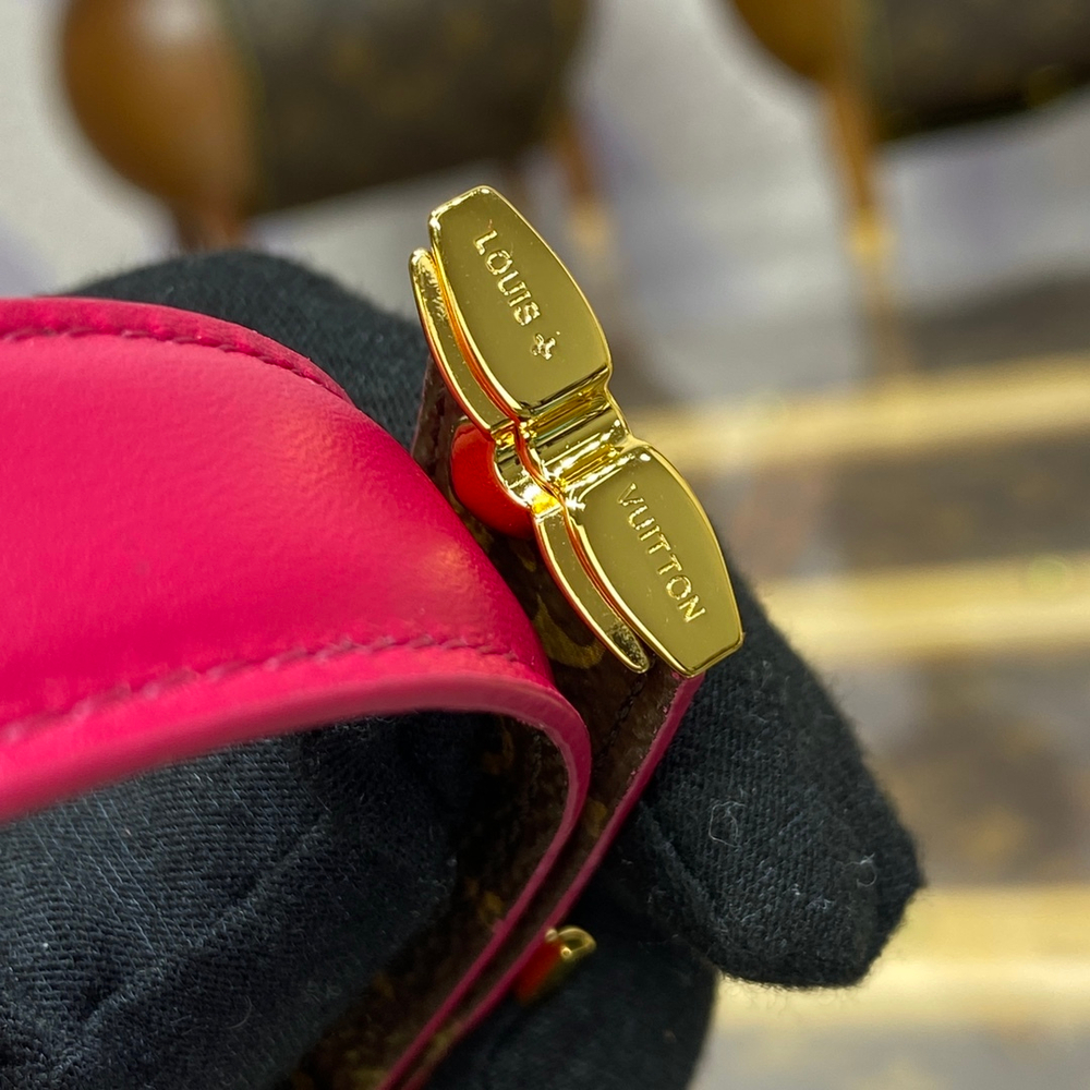 Louis Vuitton Belt