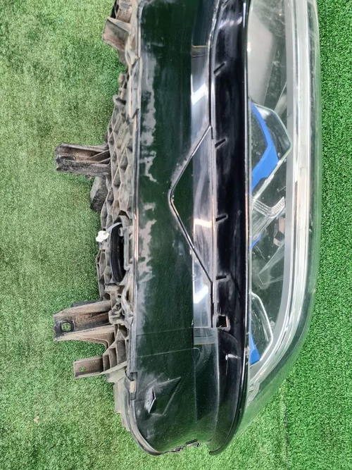 Фара левая BMW X7 G07 (2019-2022) Laser Light