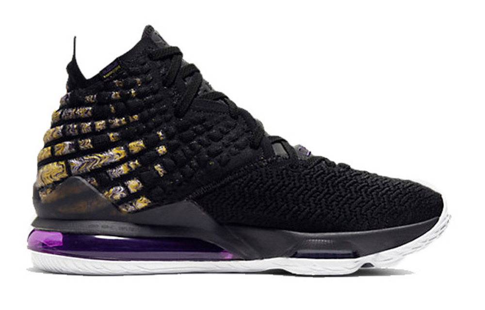 Кроссовки Nike Lebron 17