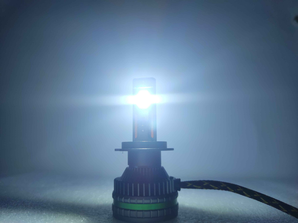 H7 (LED) / Светодиодные (H7) лампы, Galaxy (галактика) K18, 300 Вт - 12 вольт (2 шт. / комплект) НЕ