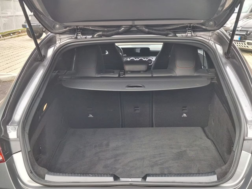 Mercedes-Benz CLA 250