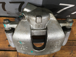 Суппорт передний правый Chery Tiggo 8 / 8 PRO Б/У Оригинал 204000136AA