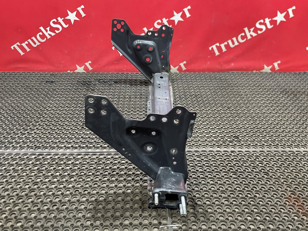 Траверса рамы передняя 2021г.