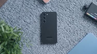 Samsung Galaxy S23 - скрытые настройки, которые помогут продлить время работы экрана и заряд батареи.
