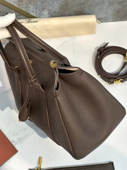 Сумка Loro Piana Loom L25 из зернистой кожи
