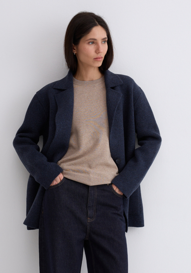 СВИТЕРЫ И ДЖЕМПЕРЫ